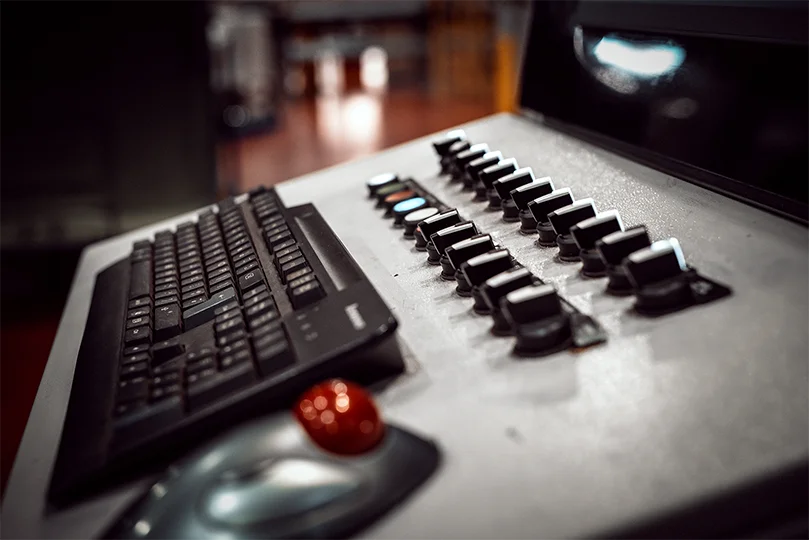 Pupitre - Detalle comandos